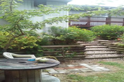 Photo of property in 6 Nettlingham Place, Te Puke, 3119