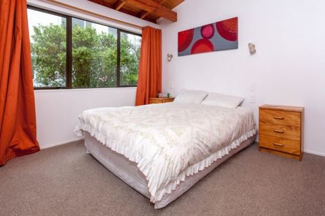 Photo of property in 240 Onemana Drive, Onemana, Whangamata, 3691