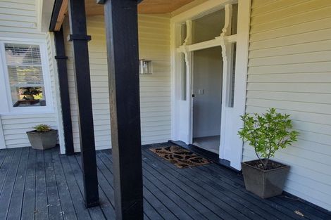Photo of property in 4 Railway Terrace, Ohau, Levin, 5570