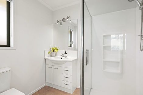 Photo of property in 92 Falcon Drive, Welcome Bay, Tauranga, 3112