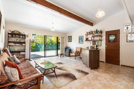 Photo of property in 20 Mountain Road, Morningside, Whangarei, 0110