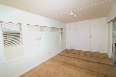 Photo of property in 23 Waterloo Street, Dannevirke, 4930