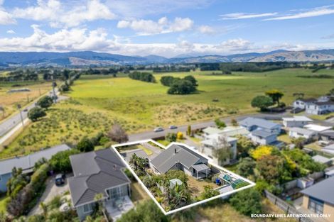 Photo of property in 18 Robert Mckeen Street, Otaki Beach, Otaki, 5512