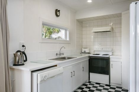 Photo of property in 30 Taupo View Road, Taupo, 3330