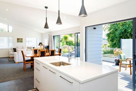 Photo of property in 14a Muritai Crescent, Havelock North, 4130