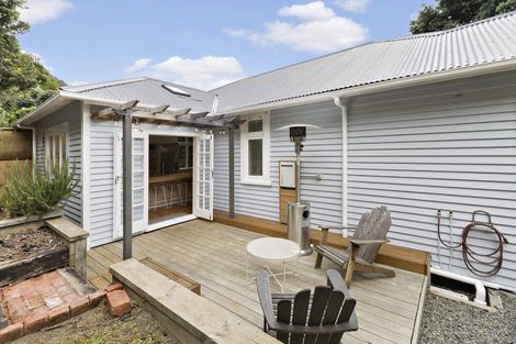 Photo of property in 265 Muritai Road, Eastbourne, Lower Hutt, 5013