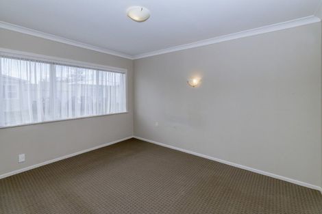 Photo of property in 4 Eton Place, Levin, 5510