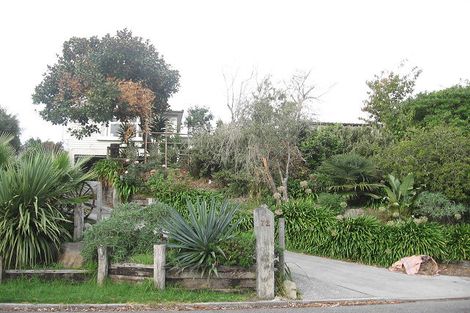 Photo of property in 72 Renown Road, Raumati South, Paraparaumu, 5032