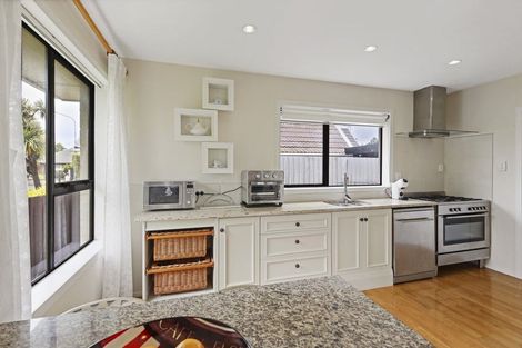 Photo of property in 23 Colman Avenue, Sockburn, Christchurch, 8042