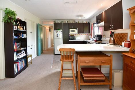 Photo of property in 113 Parkhurst Road, Parakai, 0830