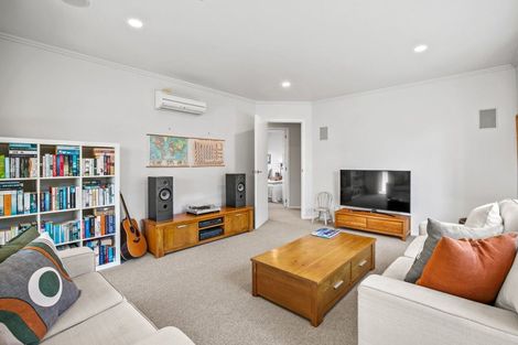 Photo of property in 17b Shearer Drive, Oakura, 4314