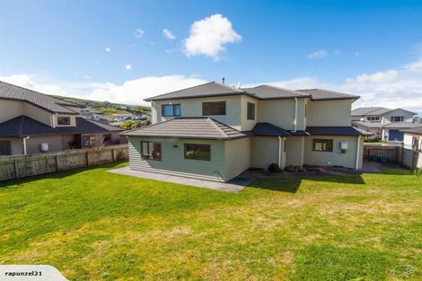 Photo of property in 4 Moston Grove, Churton Park, Wellington, 6037