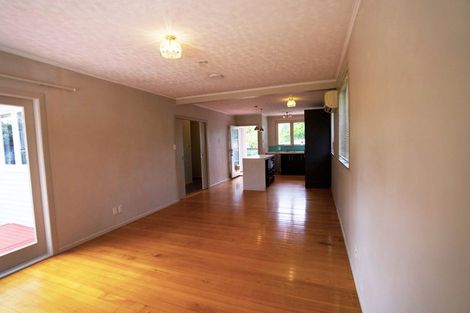 Photo of property in 12 Lucinda Place, Glen Eden, Auckland, 0602