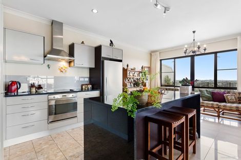 Photo of property in 19/99 Mokoia Road, Birkenhead, Auckland, 0626