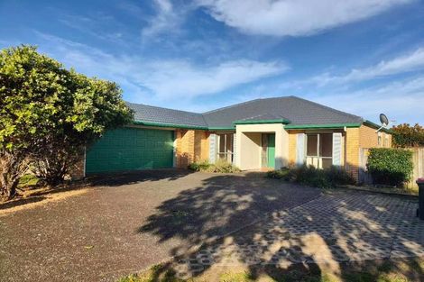 Photo of property in 203 Kilkenny Drive, East Tamaki Heights, Auckland, 2016