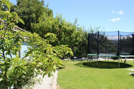 Photo of property in 32 Richmond Road, Carterton, 5713