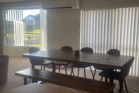 Photo of property in 19 Limerick Place, Dannemora, Auckland, 2016