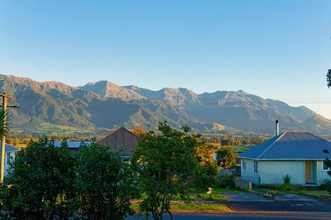 Photo of property in 35 Bayview Street, Kaikoura, 7300