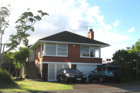 Photo of property in 3 Dudding Avenue, Northcote, Auckland, 0627