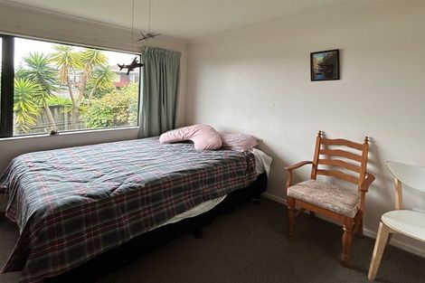 Photo of property in 69 Aberdeen Road, Castor Bay, Auckland, 0620