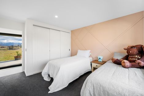 Photo of property in 23 Hardacre Place, Omarama, 9412