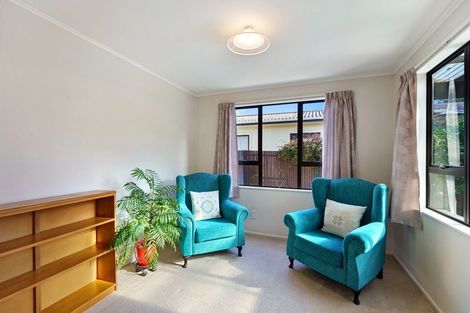 Photo of property in 37 Matai Street, Waikanae, 5036