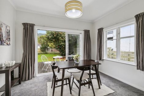 Photo of property in 62 Beauchamp Street, Tawa, Wellington, 5028