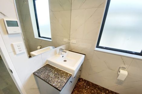 Photo of property in 39 Rosewell Crescent, Flat Bush, Auckland, 2019