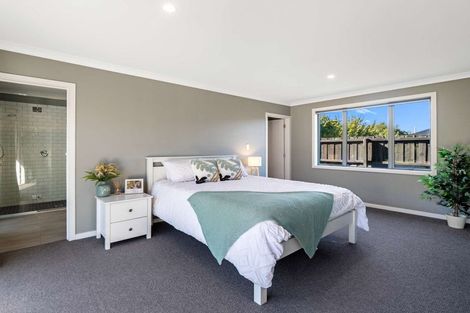 Photo of property in 14 Carrick Place, Rolleston, 7614