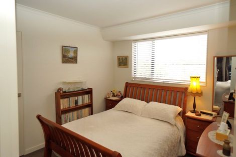Photo of property in 16 Ocean View Rise, Ruakaka, 0116