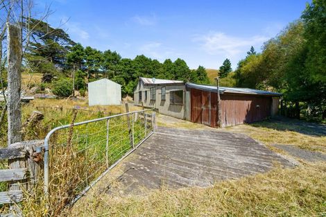 Photo of property in 281 Takapu Road, Takapu Valley, Wellington, 5028