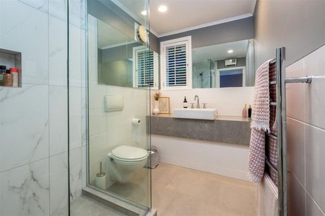 Photo of property in 6 Arthur Crescent, Hauraki, Auckland, 0622