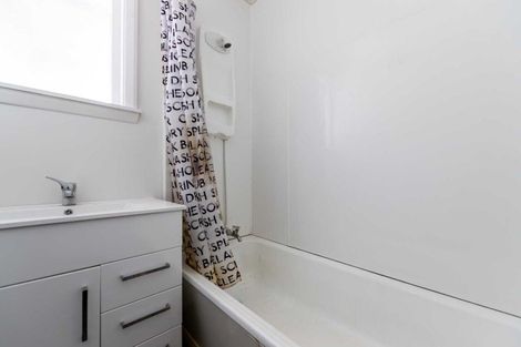 Photo of property in 321 Tui Place, Camberley, Hastings, 4120