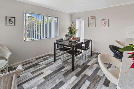 Photo of property in 13 Kamahi Street, Castlecliff, Whanganui, 4501