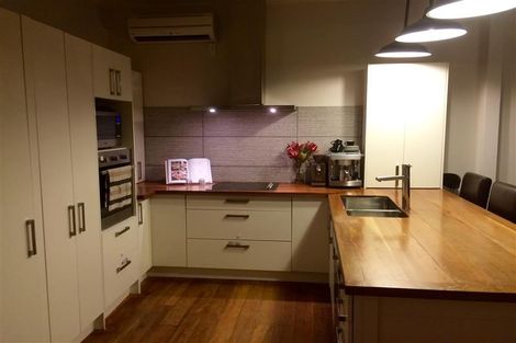 Photo of property in 64 Canterbury Street, Lyttelton, 8082