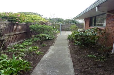 Photo of property in 2/68 Sabys Road, Halswell, Christchurch, 8025