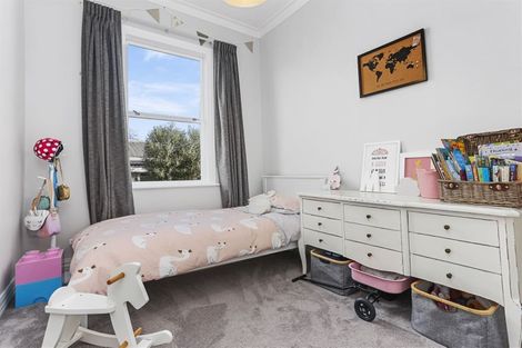 Photo of property in 26 Mariposa Crescent, Birkenhead, Auckland, 0626