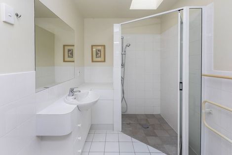 Photo of property in 16 Michael Avenue, Mount Pleasant, Christchurch, 8081