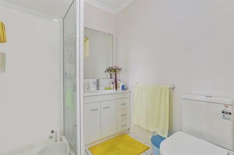 Photo of property in 13 Buckingham Place, Rototuna North, Hamilton, 3210