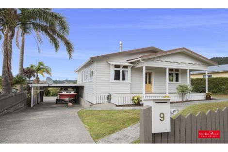 Photo of property in 9 Union Street, Hikurangi, 0114