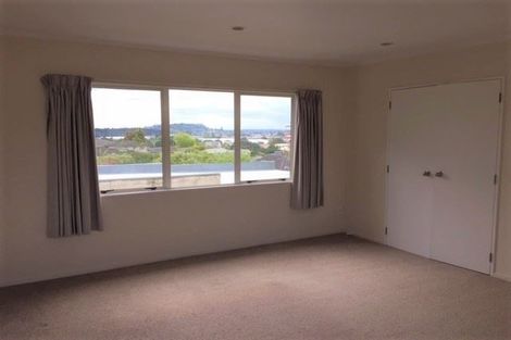 Photo of property in 2/552 Richardson Road, Mount Roskill, Auckland, 1041
