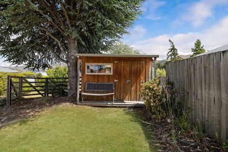 Photo of property in 8b Kuri Place, Wanaka, 9305