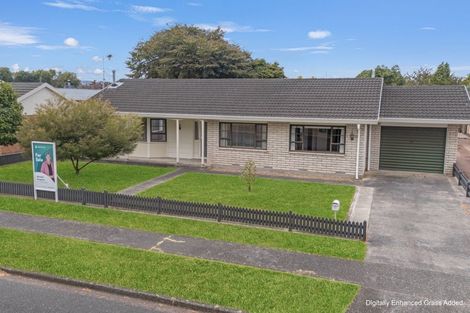 Photo of property in 146 Victoria Street, Cambridge, 3434