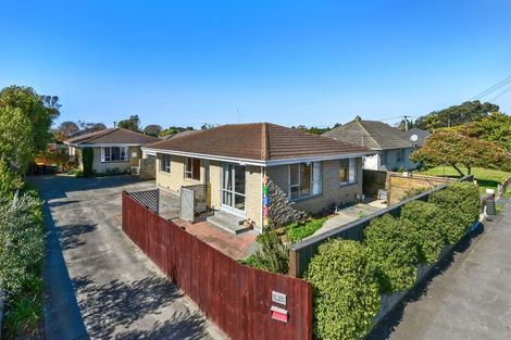 Photo of property in 1/129 Marriotts Road, New Brighton, Christchurch, 8083