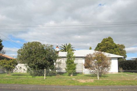Photo of property in 8 Pembrook Street, Papakura, 2110