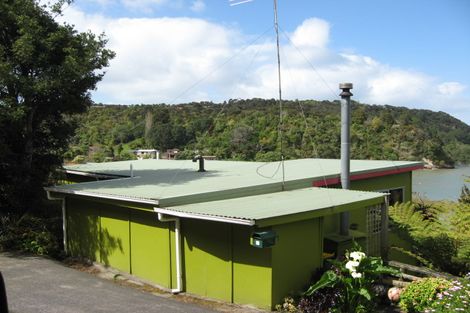 Photo of property in 1 Foster Avenue, Huia, Auckland, 0604