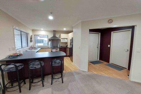 Photo of property in 42 Triangle Road, Massey, Auckland, 0614