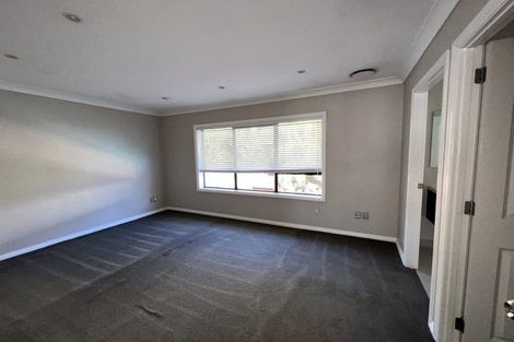 Photo of property in 2 Bellbird Rise, Murrays Bay, Auckland, 0630