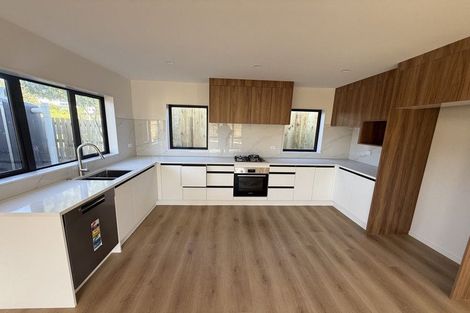 Photo of property in 44b Orams Road, Hillpark, Auckland, 2102