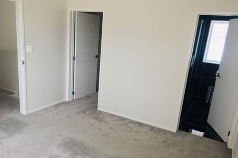 Photo of property in 75 Rosewell Crescent, Flat Bush, Auckland, 2019